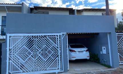 Casa com 3 quartos para alugar na Rua Albino Scotton, 420, Jardim Burle Marx, Londrina