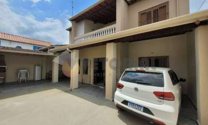 Sobrado com 5 dormitórios à venda, 240 m² por R$ 750.000,00 - Martim de Sá - Caraguatatuba/SP