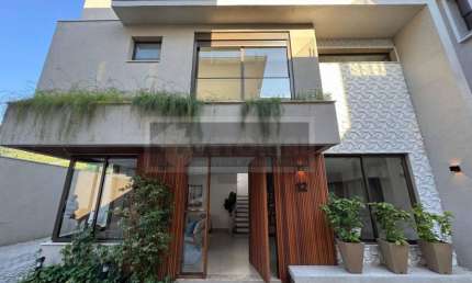 Sobrado com 4 dormitórios à venda, 260 m² por R$ 2.850.000,00 - Juquehy - São Sebastião/SP