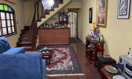 Casa com 4 dormitórios à venda, 170 m² por R$ 795.000,00 - Jardim Santa Mena - G