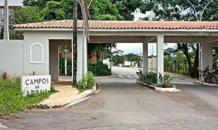 Casa à Venda em Atibaia - 2 Suítes, Alto Padrão, Condomínio Fechado - R$ 440.000
