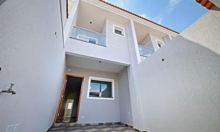 Sobrado à Venda no Jaçanã, SP - 3 Quartos, 1 Suíte e 1 Vaga