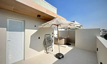 Casa em condomínio com 2 suítes e 1 vaga – 90m² por R$ 600 mil