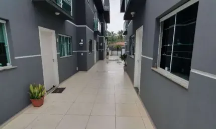 Casa em condomínio com 3 quartos e 2 vagas – 108m² por r$ 630 mil