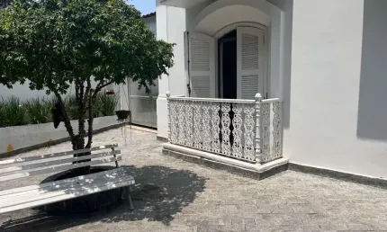 Sobrado à Venda no Jardim França | 4 Dorms (1 Suíte), 3 Vagas e 454m² | Zona Nor