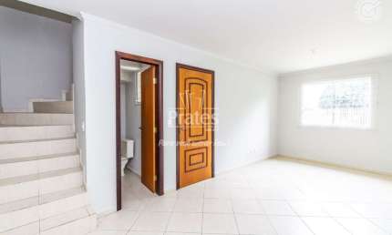 Casa com 3 quartos para alugar na Rua Santa Regina, 370, Capão Raso, Curitiba