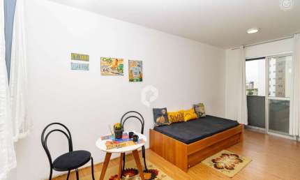 Apartamento com 1 quarto para alugar na Rua Desembargador Motta, 2308, Centro, Curitiba