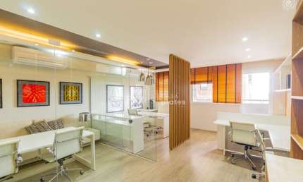 Sala comercial à venda na Avenida Visconde de Guarapuava, 2764, Centro, Curitiba