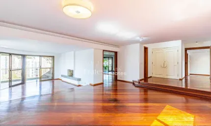 Apartamento com 4 quartos à venda na Avenida Presidente Getúlio Vargas, 2800, Água Verde, Curitiba