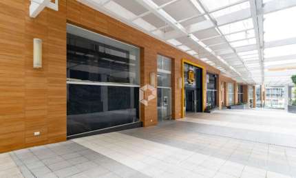 Ponto comercial para alugar na Avenida Silva Jardim, 2520, Água Verde, Curitiba