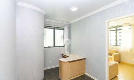 Sala comercial com 2 salas para alugar na Avenida Sete de Setembro, 5388, Batel, Curitiba