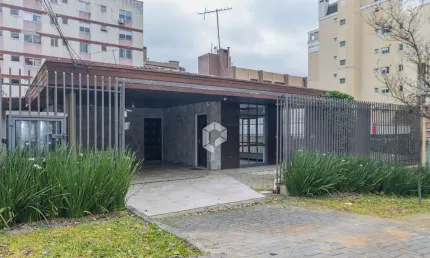 Casa comercial para alugar na Rua General Aristides Athayde Júnior, 317, Bigorrilho, Curitiba