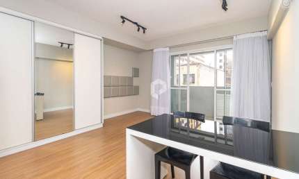 Apartamento com 1 quarto para alugar na Avenida Visconde de Guarapuava, 2764, Centro, Curitiba