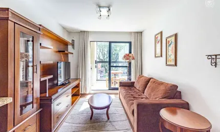 Apartamento com 2 quartos para alugar na Alameda Prudente de Moraes, 611, Mercês, Curitiba