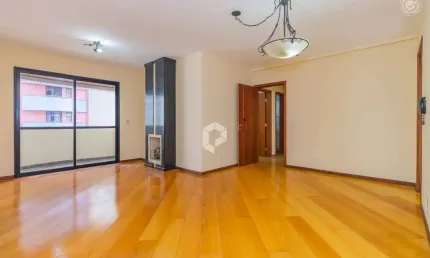 Apartamento com 3 quartos para alugar na Rua Saint Hilaire, 122, Água Verde, Curitiba
