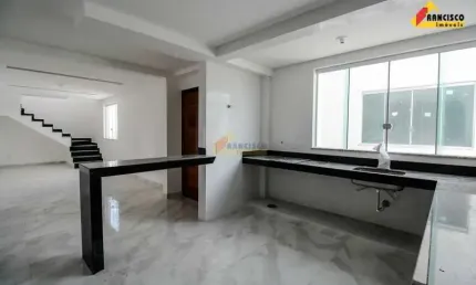 Apartamento Cobertura à venda, 3 quartos, 1 suíte, 1 vaga, Manoel Valinhas - Divinópolis/MG