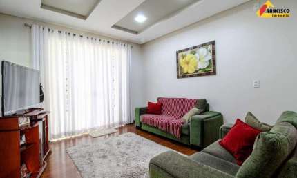 Casa à venda, 3 quartos, 1 suíte, 2 vagas, São Sebastião - Divinópolis/MG