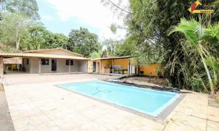 Chácara à venda, 3 quartos, 4 vagas, Área Rural de Divinópolis - Divinópolis/MG