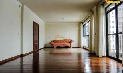 Apartamento à venda, 4 quartos, 2 suítes, 2 vagas, Centro - Divinópolis/MG