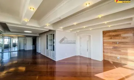 Apartamento à venda, 4 quartos, 2 suítes, 2 vagas, Centro - Divinópolis/MG