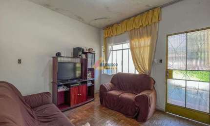 Casa à venda, 4 quartos, 3 vagas, Interlagos - Divinópolis/MG
