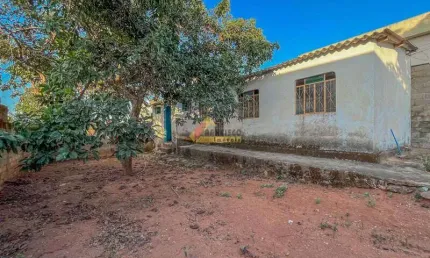 Casa à venda, 2 quartos, 3 vagas, Belvedere - Divinópolis/MG