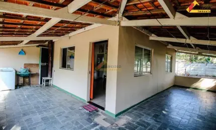 Sítio à venda, 3 quartos, 2 vagas, Jardim Primavera - Divinópolis/MG