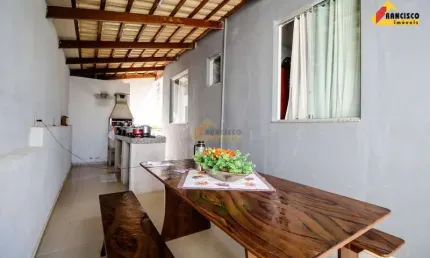 Casa à venda, 3 quartos, 3 vagas, santa lucia - Divinópolis/MG