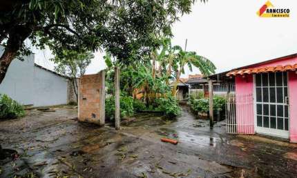 Casa à venda, 3 quartos, 3 vagas, Quintino - Divinópolis/MG
