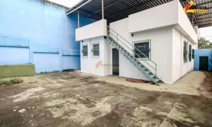 Casa à venda, 5 quartos, 2 vagas, Centro - Divinópolis/MG