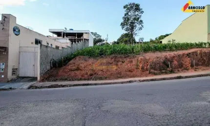 Terreno à venda no Quintino, Divinópolis 