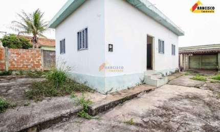 Casa à venda, 3 quartos, 4 vagas, Interlagos - Divinópolis/MG