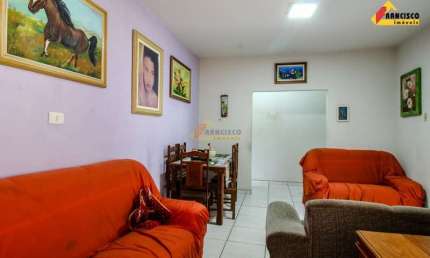 Casa à venda, 4 quartos, 1 suíte, 2 vagas, Manoel Valinhas - Divinópolis/MG