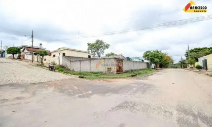 Terreno à venda no Jardinópolis, Divinópolis 