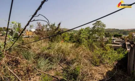 Terreno à venda no Sagrada Família, Divinópolis 