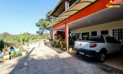 Chácara à venda, 3 quartos, 7 vagas, Área Rural de Divinópolis - Divinópolis/MG
