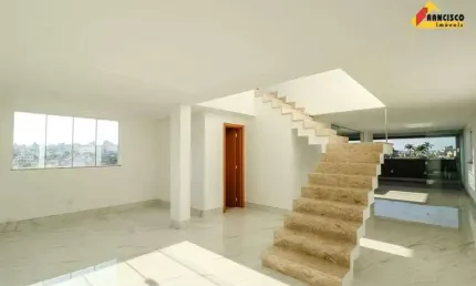 Apartamento Cobertura à venda, 3 quartos, 1 suíte, 3 vagas, Esplanada - Divinópolis/MG