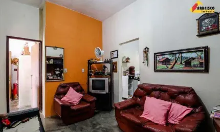 Casa à venda, 2 quartos, 2 vagas, Eldorado - Divinópolis/MG