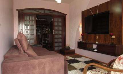 Casa à venda, 5 quartos, 3 suítes, 2 vagas, Interlagos - Divinópolis/MG