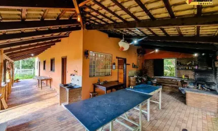 Chácara à venda, 4 quartos, 1 suíte, Área Rural de Divinópolis - Divinópolis/MG