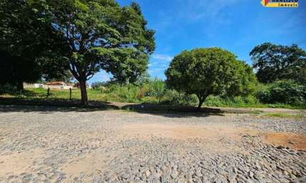 Terreno à venda no Interlagos, Divinópolis 