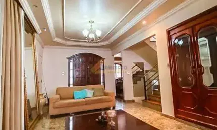 Casa à venda, 6 quartos, 1 suíte, 2 vagas, Bom Pastor - Divinópolis/MG