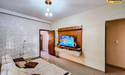 Casa à venda, 3 quartos, 3 vagas, santa lucia - Divinópolis/MG
