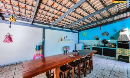 Casa à venda, 3 quartos, 2 vagas, Icaraí - Divinópolis/MG