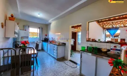 Casa à venda, 4 quartos, 2 vagas, Belo Vale - Divinópolis/MG