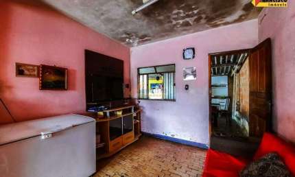 Casa à venda, 2 quartos, 1 suíte, 1 vaga, Vila Romana - Divinópolis/MG