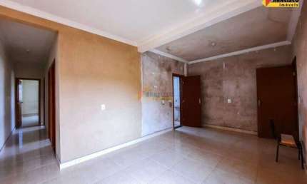 Casa à venda, 4 quartos, 1 suíte, 2 vagas, Santa Rosa - Divinópolis/MG
