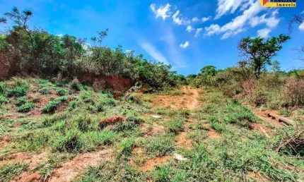 Terreno à venda no Jardinópolis, Divinópolis 
