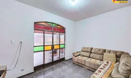 Casa à venda, 3 quartos, 1 vaga, Esplanada - Divinópolis/MG