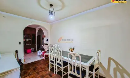 Casa à venda, 3 quartos, 1 suíte, 4 vagas, Niterói - Divinópolis/MG